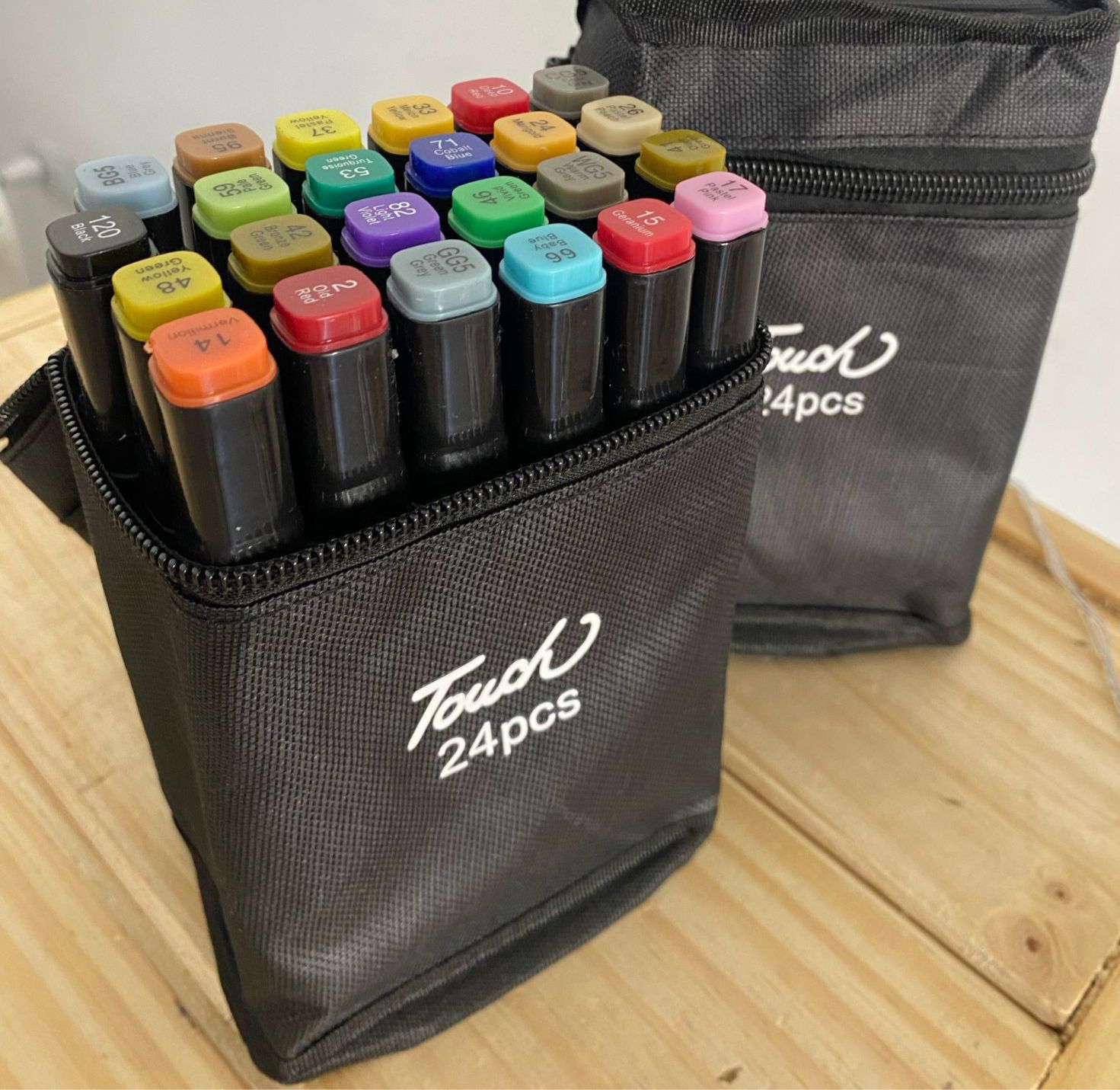 💫🎨MARCADORES FIBRONES 24 DOBLE PUNTA CON ESTUCHE💫🎨