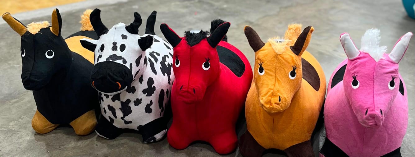 ➡️SALTARÍN DE GOMA INFANTIL CON FUNDA🐴✨